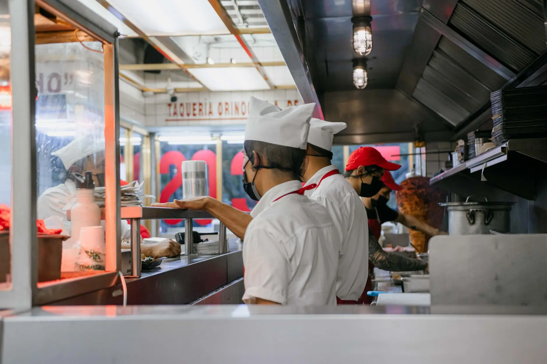 上海崧霏贸易有限公司2024年酒水饮料批发供应产品线梳理