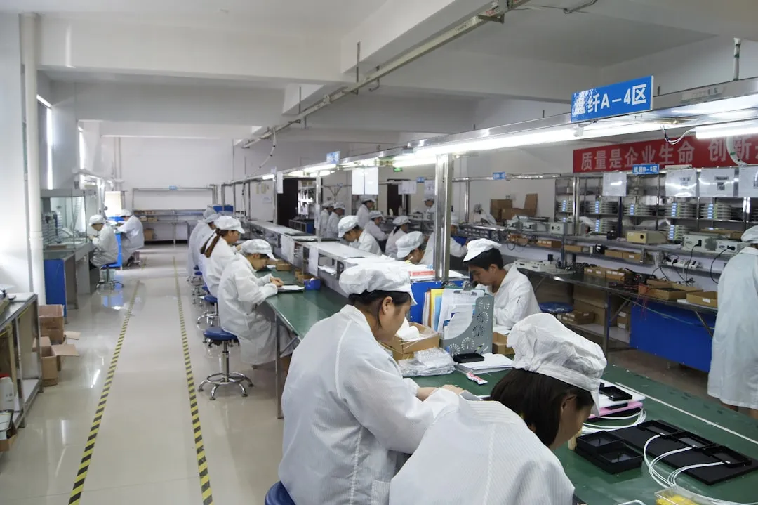便利店酒水饮料选品指南：粮油调味与休闲食品搭配策略